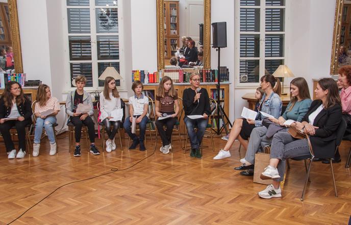 Forum mladih grada Dubrovnika "O čemu sve pišemo" predstavio svoje radove u Saloči od zrcala