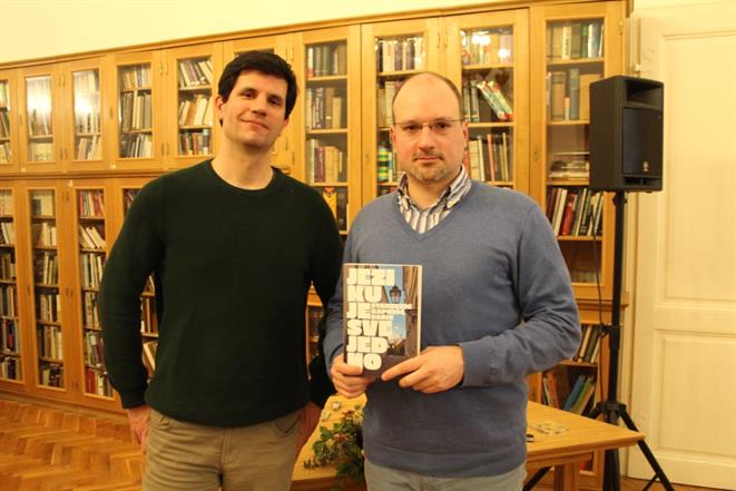 Starčević i Kapović održali predavanje i predstavljanje knjige "Jeziku je svejedno"