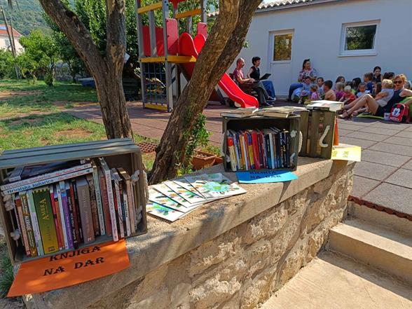 Glazbeno-kreativna pričaonica/radionica u DV "Mala kuća"