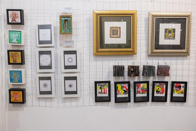 U Narodnoj knjižnici otvorena treća međunarodna izložba minijatura