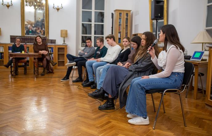 TESTIRANJEM PROTIV DROGE? Gimnazijalci o aktualnoj temi raspravljali na trećoj parlaonici
