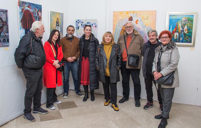 Otvorena izložba “Grad slavi Njemu u čast”