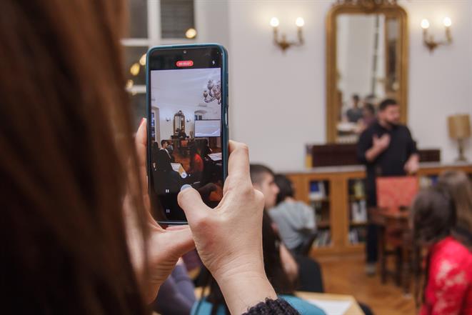 Kristian Novak održao radionicu pisanja sa srednjoškolcima