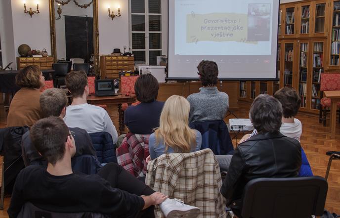 Katia Matijašević održala predavanje članovima Parlaonice