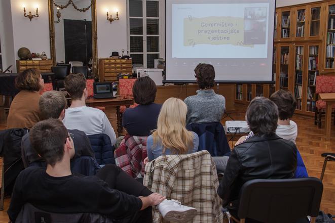 Katia Matijašević održala predavanje članovima Parlaonice