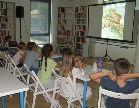 Pričaonica i likovna radionica s Renatom Zlatković u ogranku Lapad