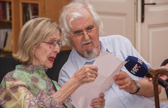 UZ MILKU PODRUG KOKOTOVIĆ Publika uživala u video projekciji Kočanove drame “Baka bijela”