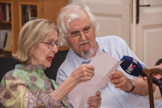 UZ MILKU PODRUG KOKOTOVIĆ Publika uživala u video projekciji Kočanove drame “Baka bijela”