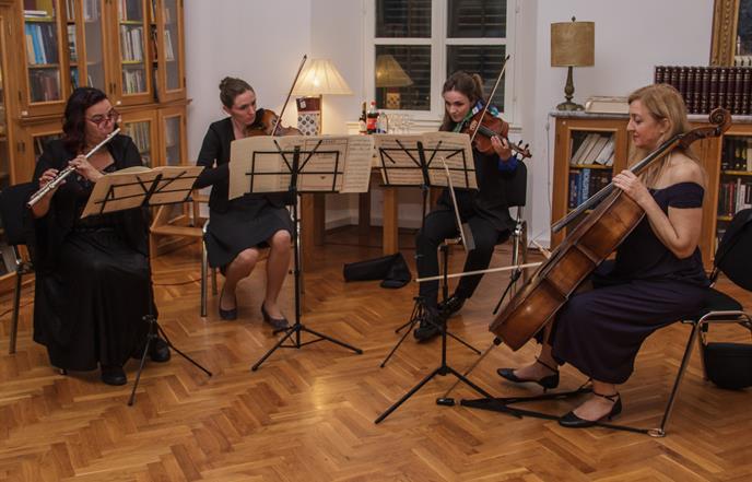 Slavka Jurić predstavila zbirku pjesama „Kvartet za kraj vremena“