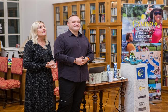 Hodočasnici Biljana Brdar i Ivica Miložić Miža o 111 dana i 3 333 kilometra Camina od Osijeka do Santiaga de Compostele
