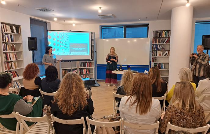 U Ogranku Lapad održano predavanje Gordane Buljan Flander „Internet i djeca – trebamo li brinuti?“