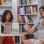 Posjetitelji uživali u razgovorima sa Stašom Aras i Želimirom Perišem, književnim "zvijezdama" četvrtog izdanja "Knjiga pod stablima"