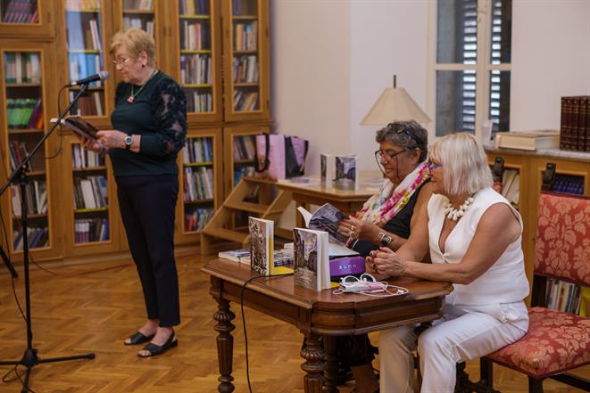 Udruga samostalnih umjetnika Dubrovnik predstavila ovogodišnji "Dubrovački spomenar"