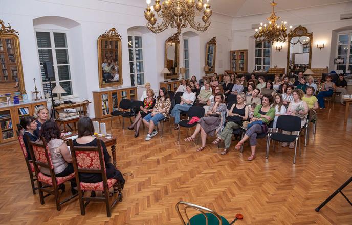 U Saloči od zrcala predstavljena knjiga „BAT KOL – Priča o Oskaru Mangeru“ autorice Slavke Jurić