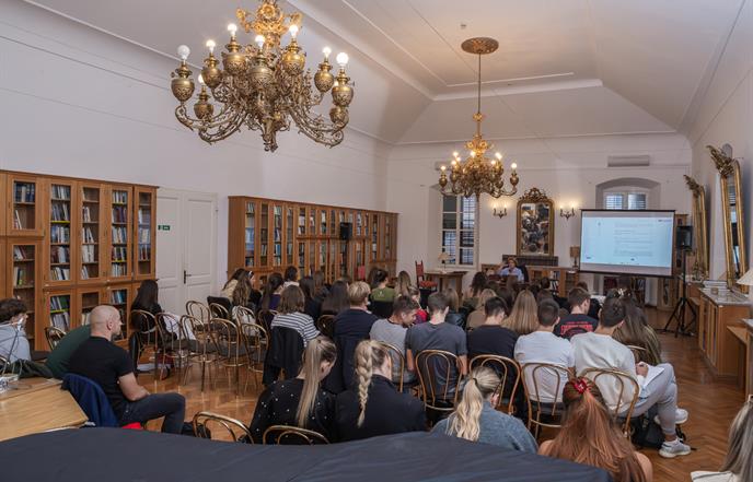 📚 𝗣𝗿𝗶𝗽𝗿𝗲𝗺𝗲 𝘇𝗮 𝗱𝗿ž𝗮𝘃𝗻𝘂 𝗺𝗮𝘁𝘂𝗿𝘂 𝗶𝘇 𝗛𝗿𝘃𝗮𝘁𝘀𝗸𝗼𝗴𝗮 𝗷𝗲𝘇𝗶𝗸𝗮 𝘂 𝘁𝗶𝗷𝗲𝗸𝘂!